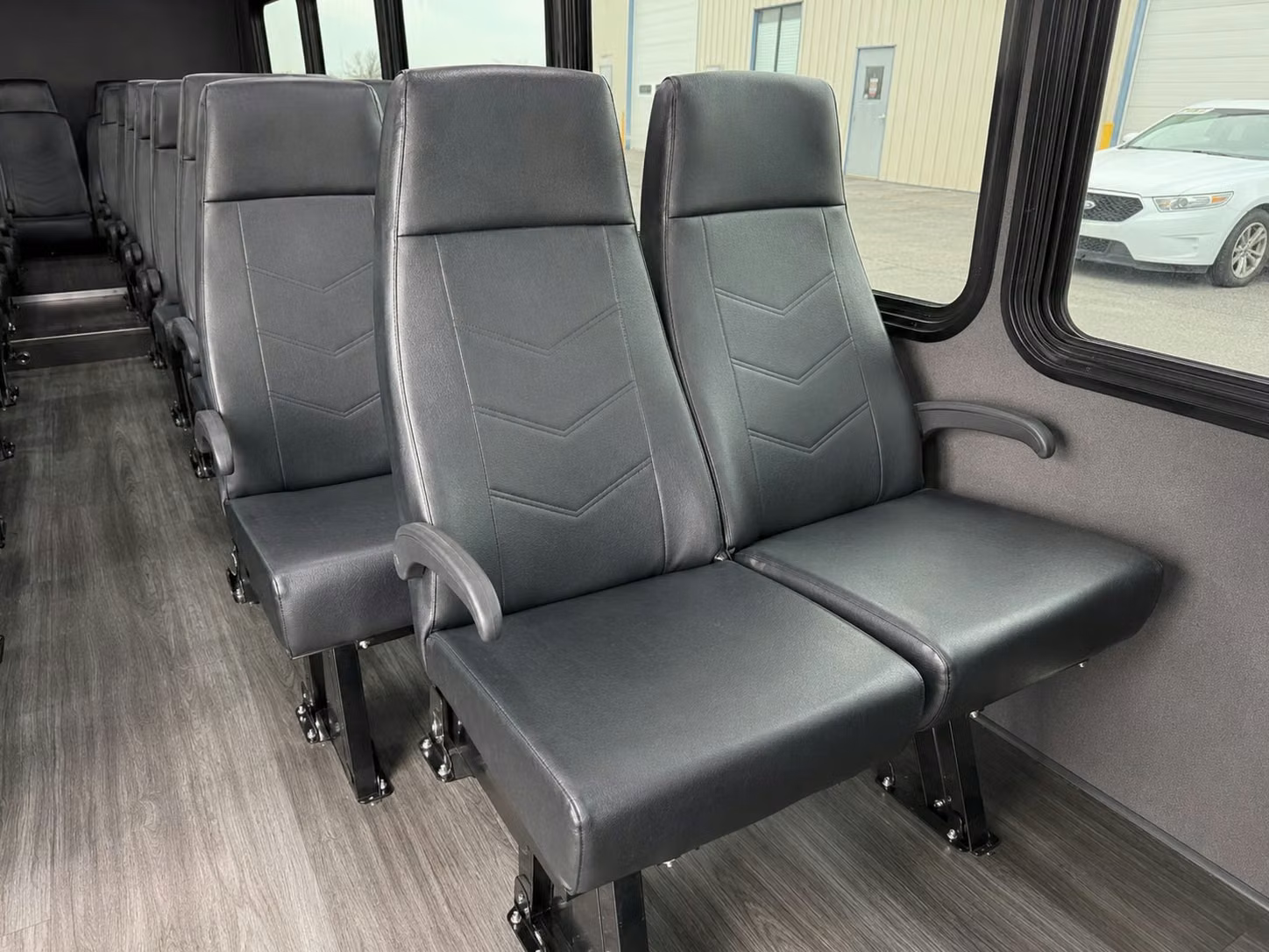 coachbusrialto com makes booking a rialto prom minibus simple and fast