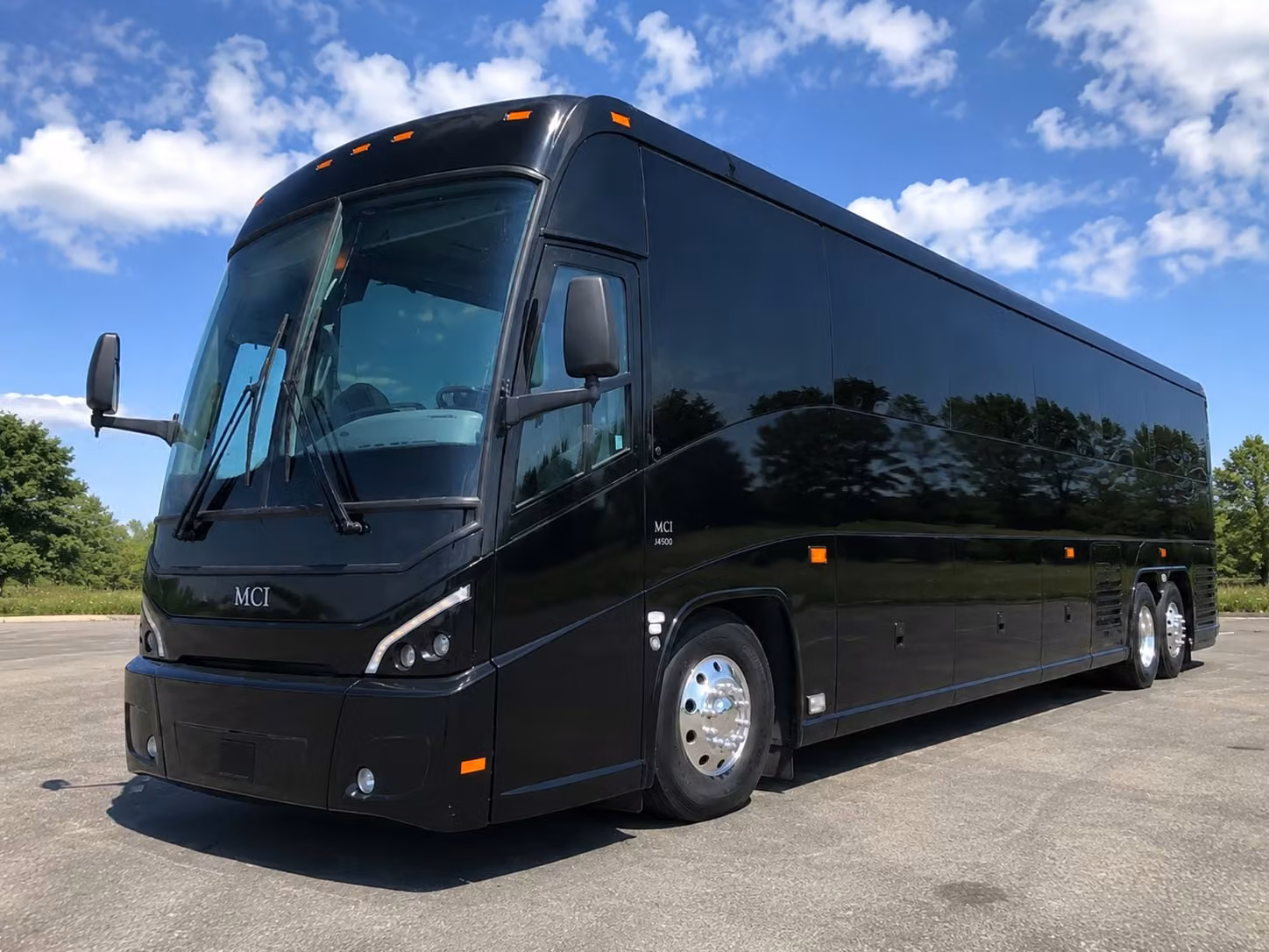 why rent a bus for rialto concerts and private events